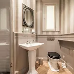 Luxury River View Апартаменты *