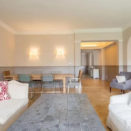 Luxury River View Daire *