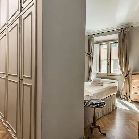 Luxury River View Florens