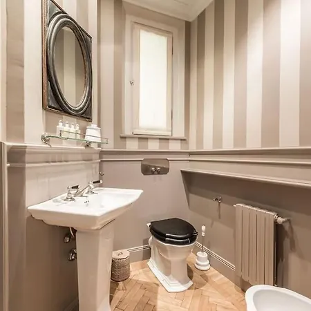 Luxury River View Daire *
