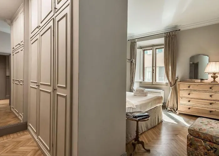 Luxury River View Floransa