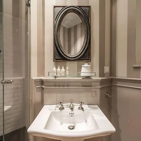 Lejlighed Luxury River View